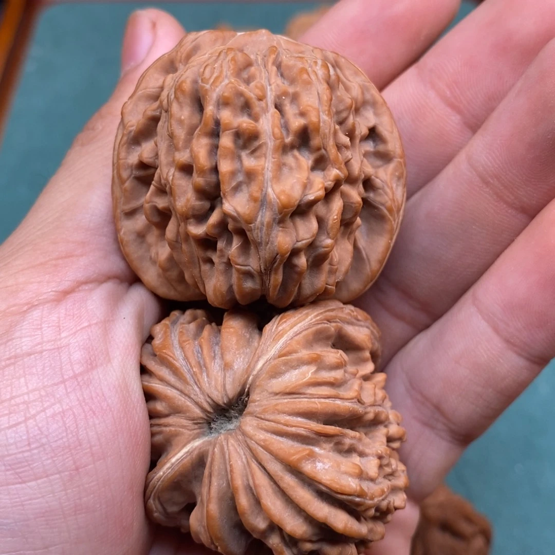 吊坠桃核全品山地楼