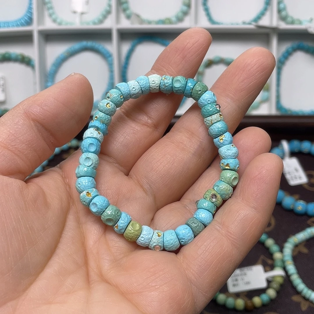 绿松石未镶嵌珠宝奇石028