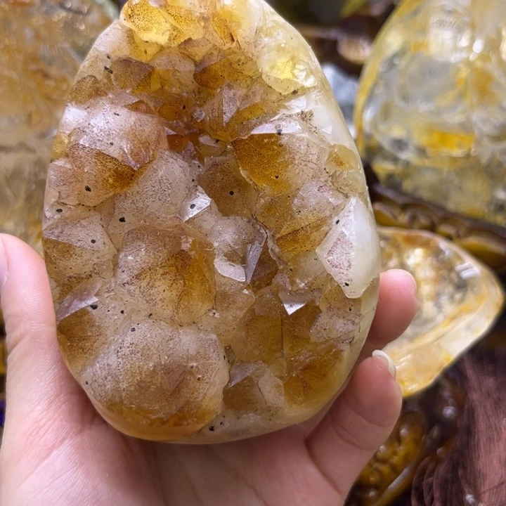 未镶嵌水晶珠宝半成品摆件