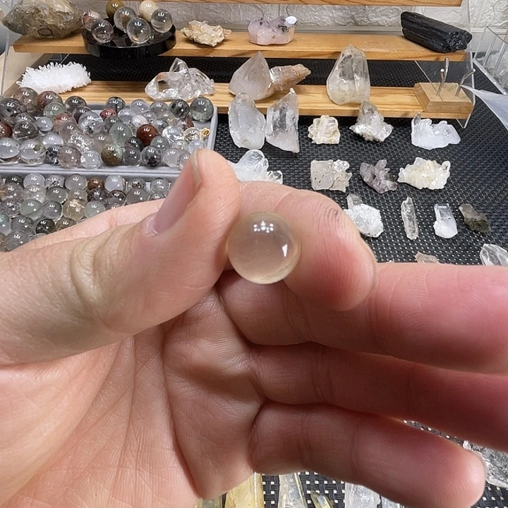 未镶嵌水晶珠宝半成品