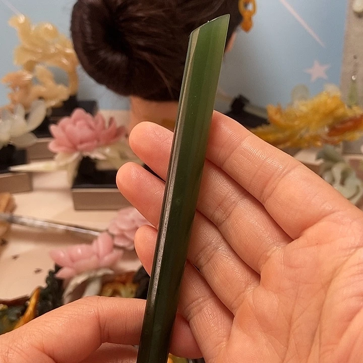 朱***儿未镶嵌岫玉发簪发簪