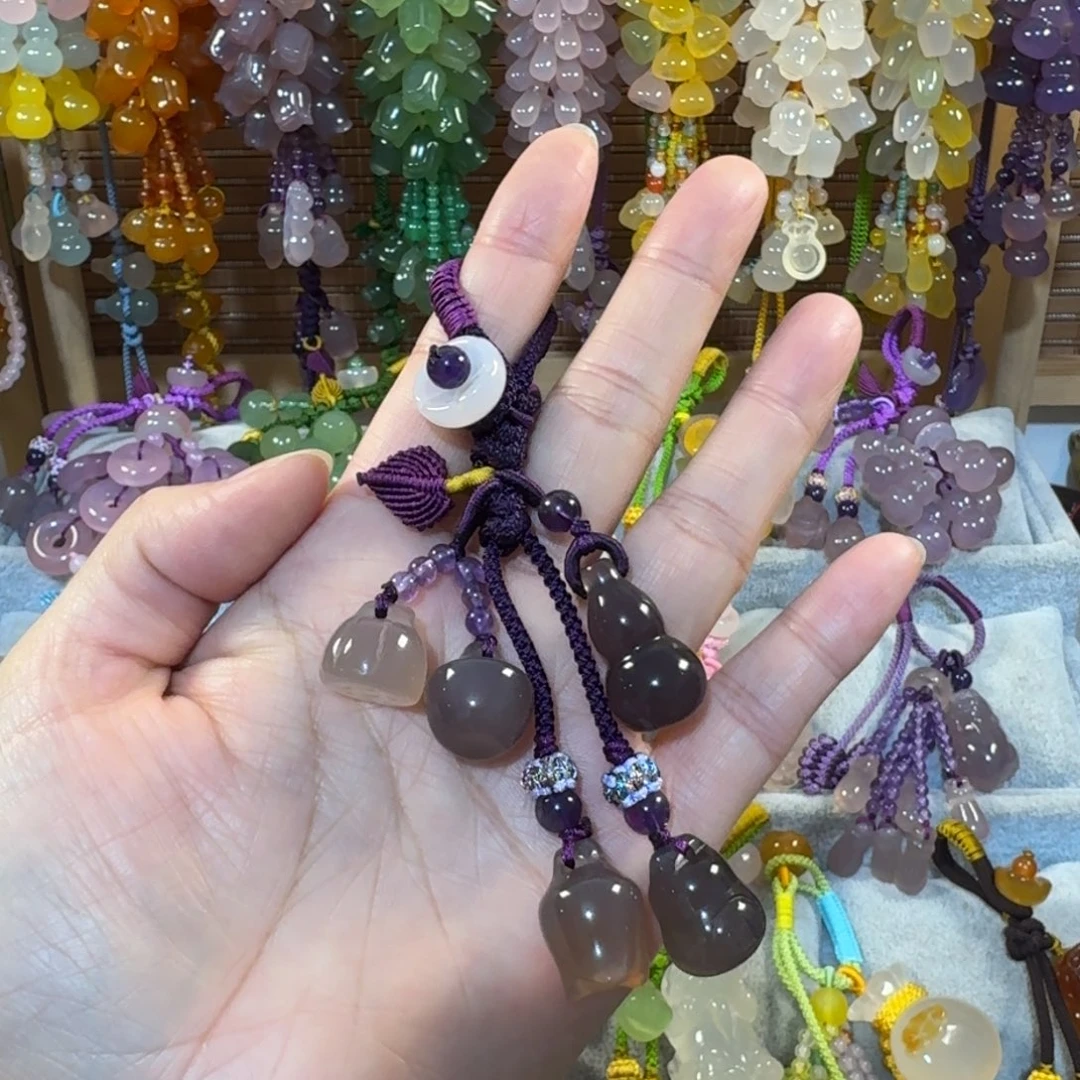 玛瑙/玉髓未镶嵌钥匙挂件