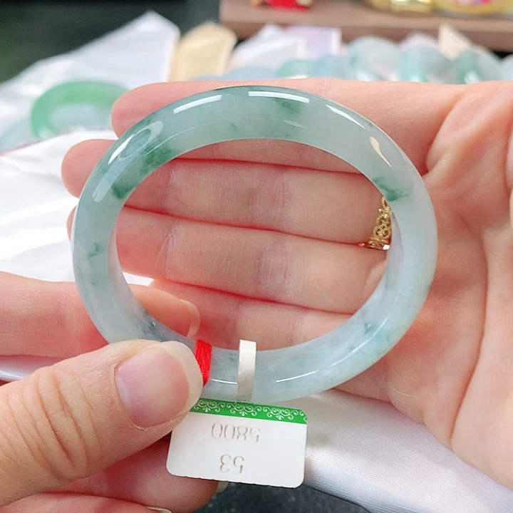 未镶嵌手镯翡翠缅甸A货翡翠手镯贵妇