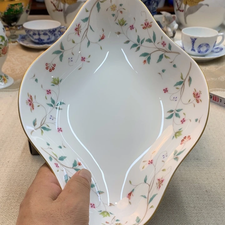 紫砂金瓷阁精品瓷器店