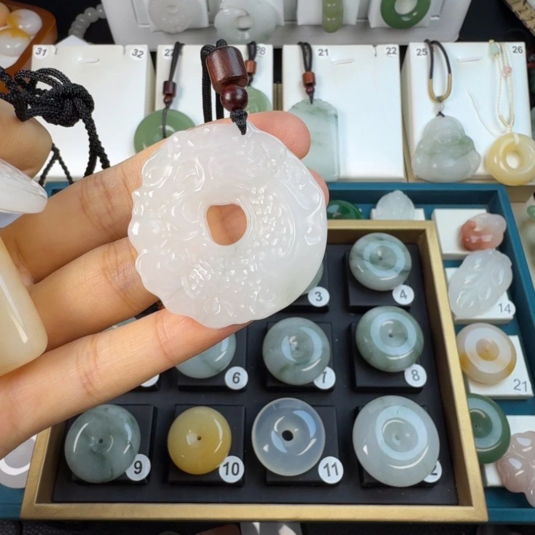 三***鹏石英石非金属非金属锡合金吊坠