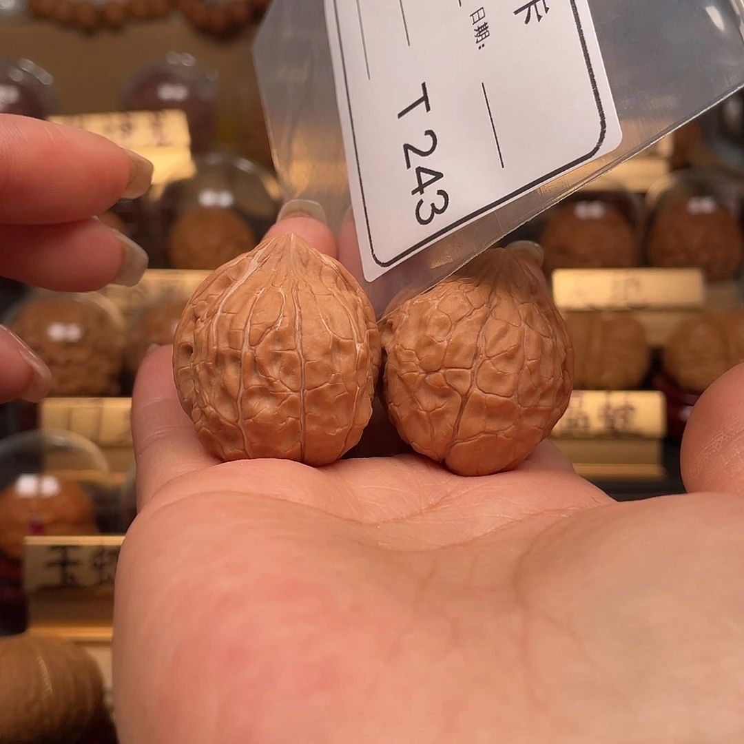 文玩核桃把件袁*1龟甲纹243