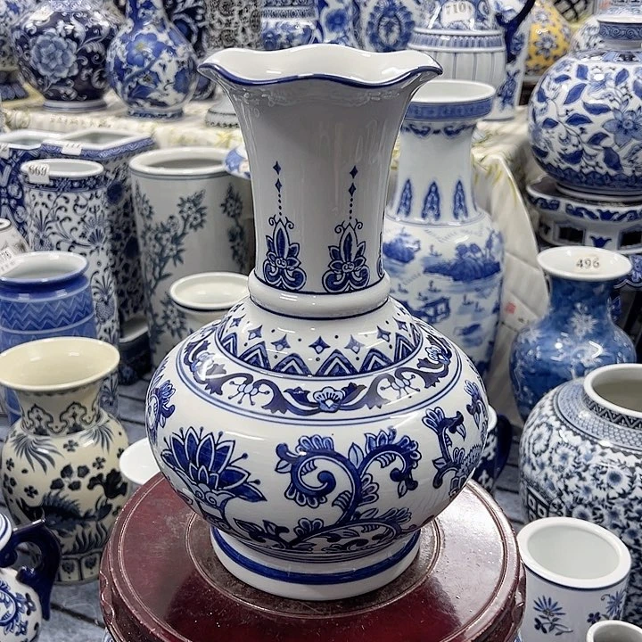 摆件手工手绘高温釉下彩，摆件，如意花瓶，