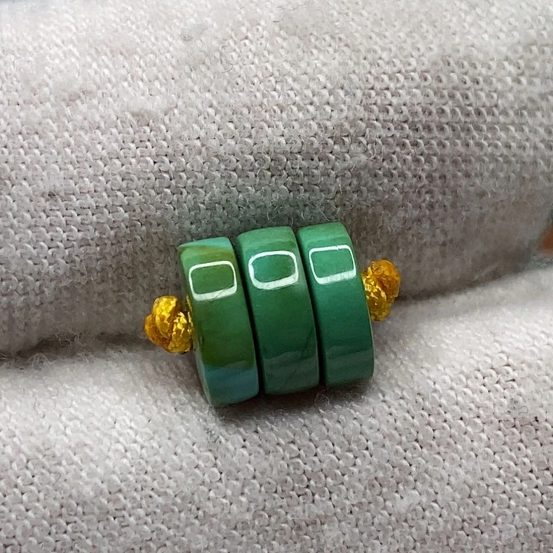 绿松石未镶嵌天然原矿 带武汉地大证书