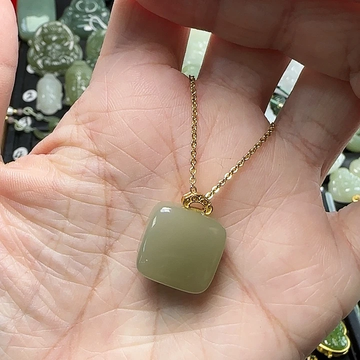 颈饰银S925镶嵌和田玉