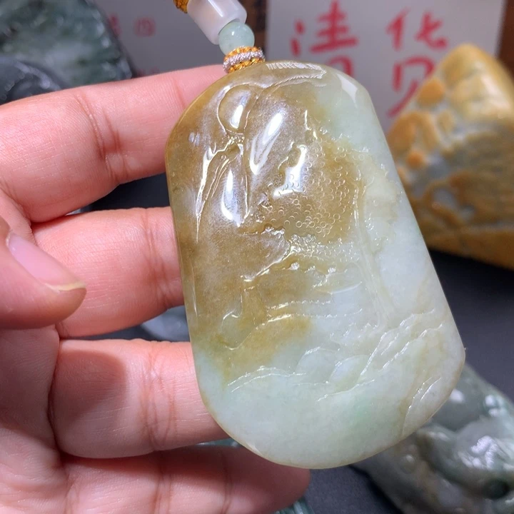 翡翠未镶嵌颈饰保真天然A货翡翠