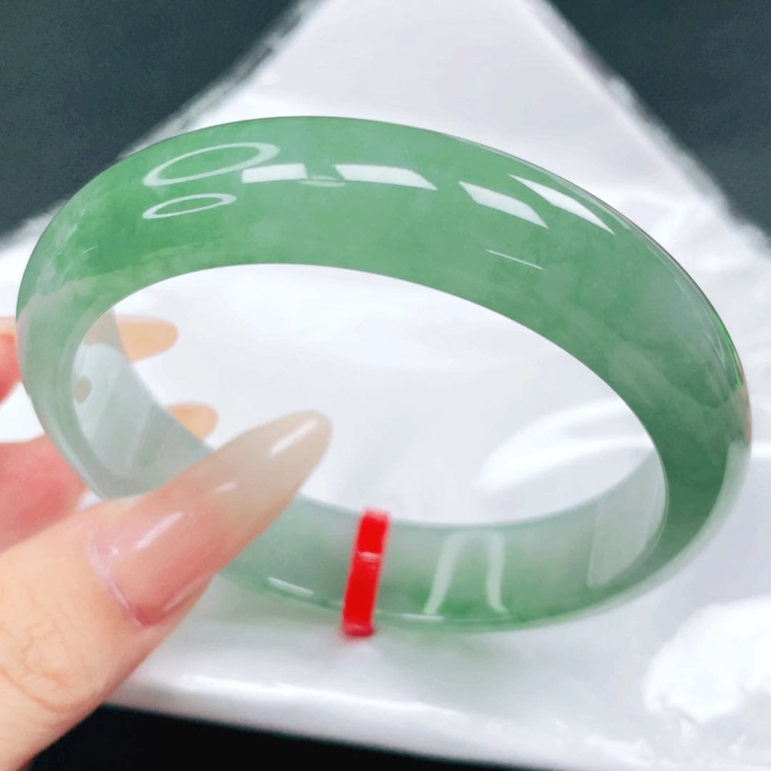 翡翠未镶嵌手镯57.58