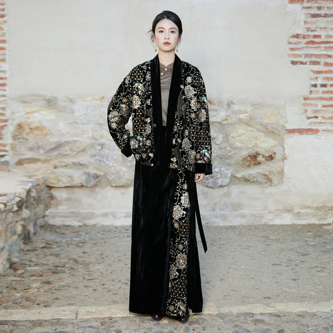 随时anytime 知棉丨满幅钉珠绣花丨新中式重工棉服女典雅丝绒旋裙