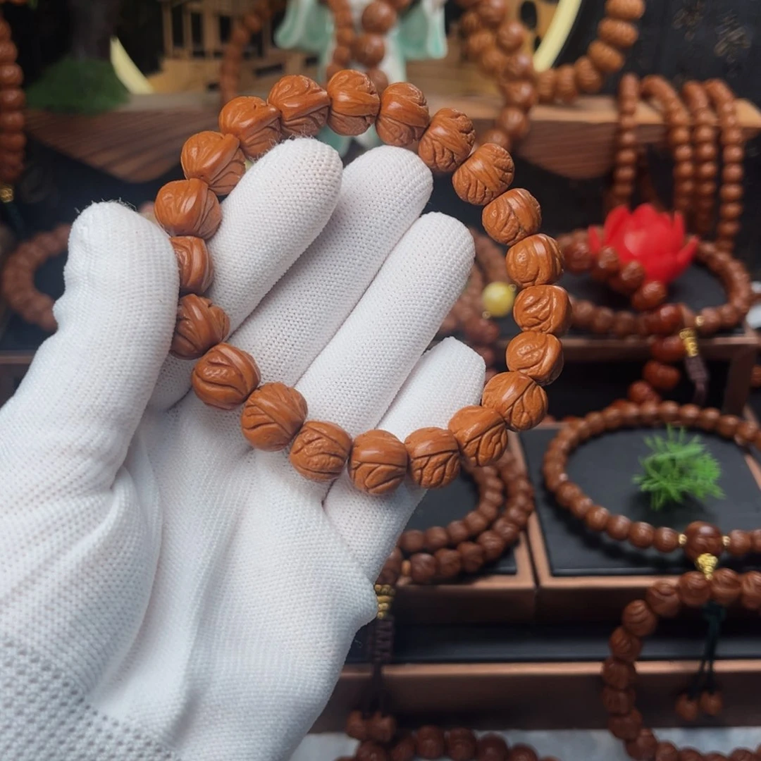 吊坠桃核13玉龙脊手串