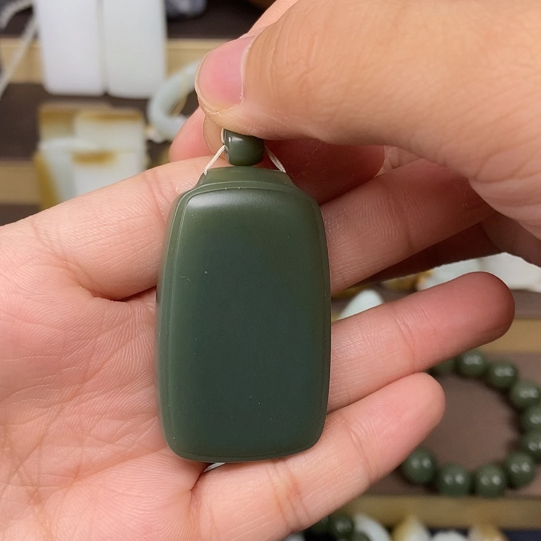 和田玉未镶嵌颈饰36
