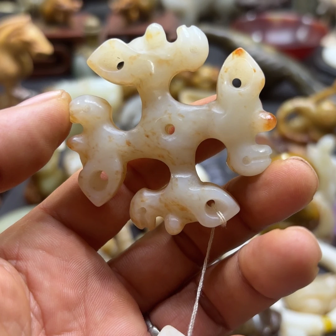 和田玉（糖玉）未镶嵌挂件