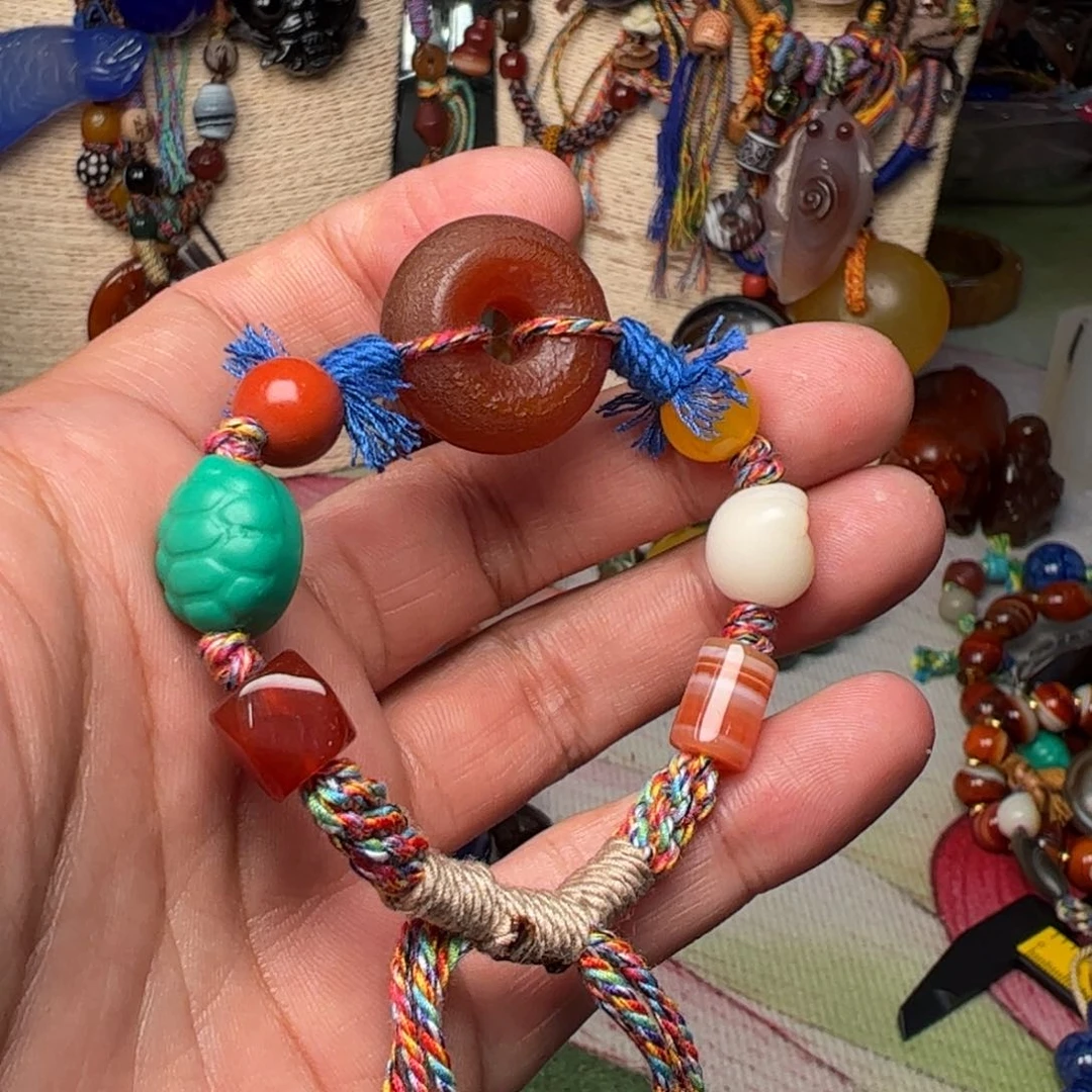 玛瑙/玉髓颈饰未镶嵌