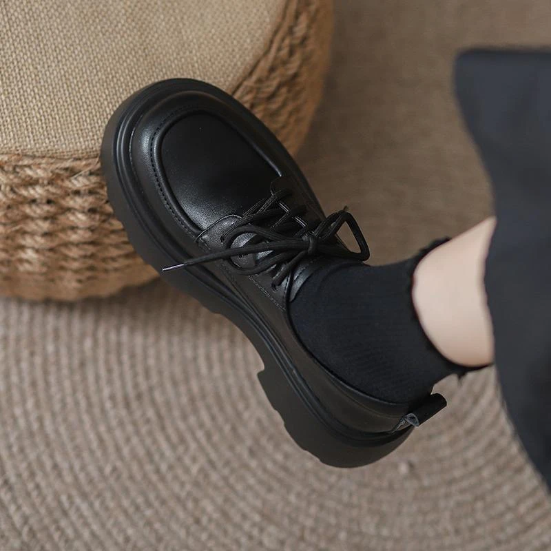 UHCK英伦风系带小皮鞋女2026年新款春秋黑色厚底防滑百搭乐福鞋女