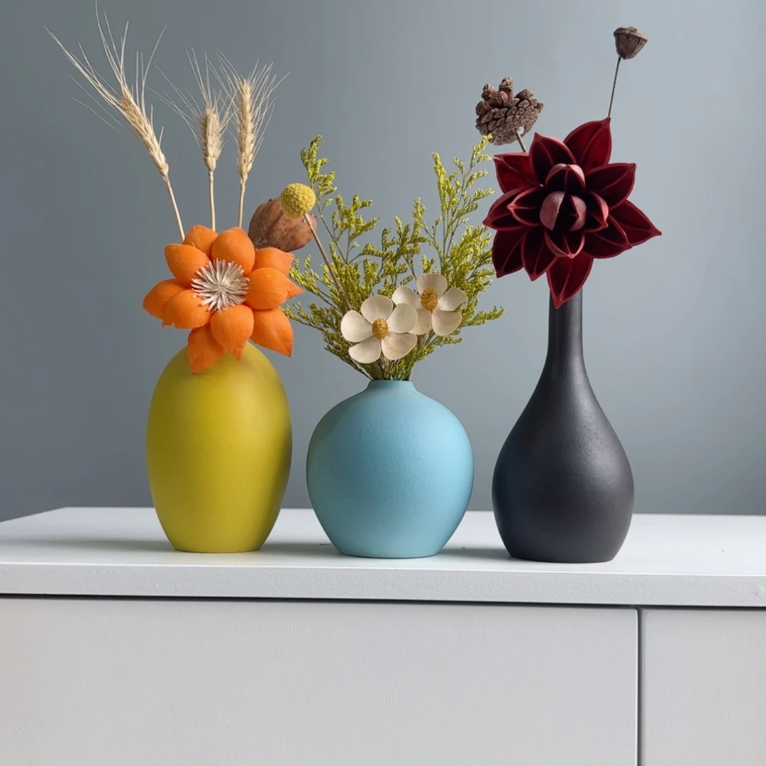 摆件陶瓷小花瓶摆件含花总高约20-30cm