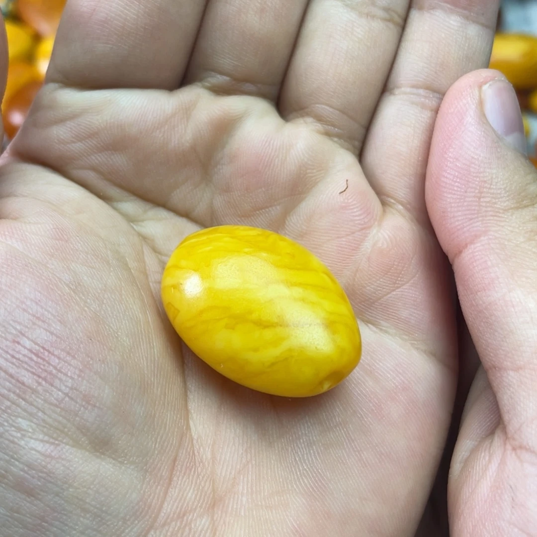 琥珀未镶嵌吊坠(不含链)