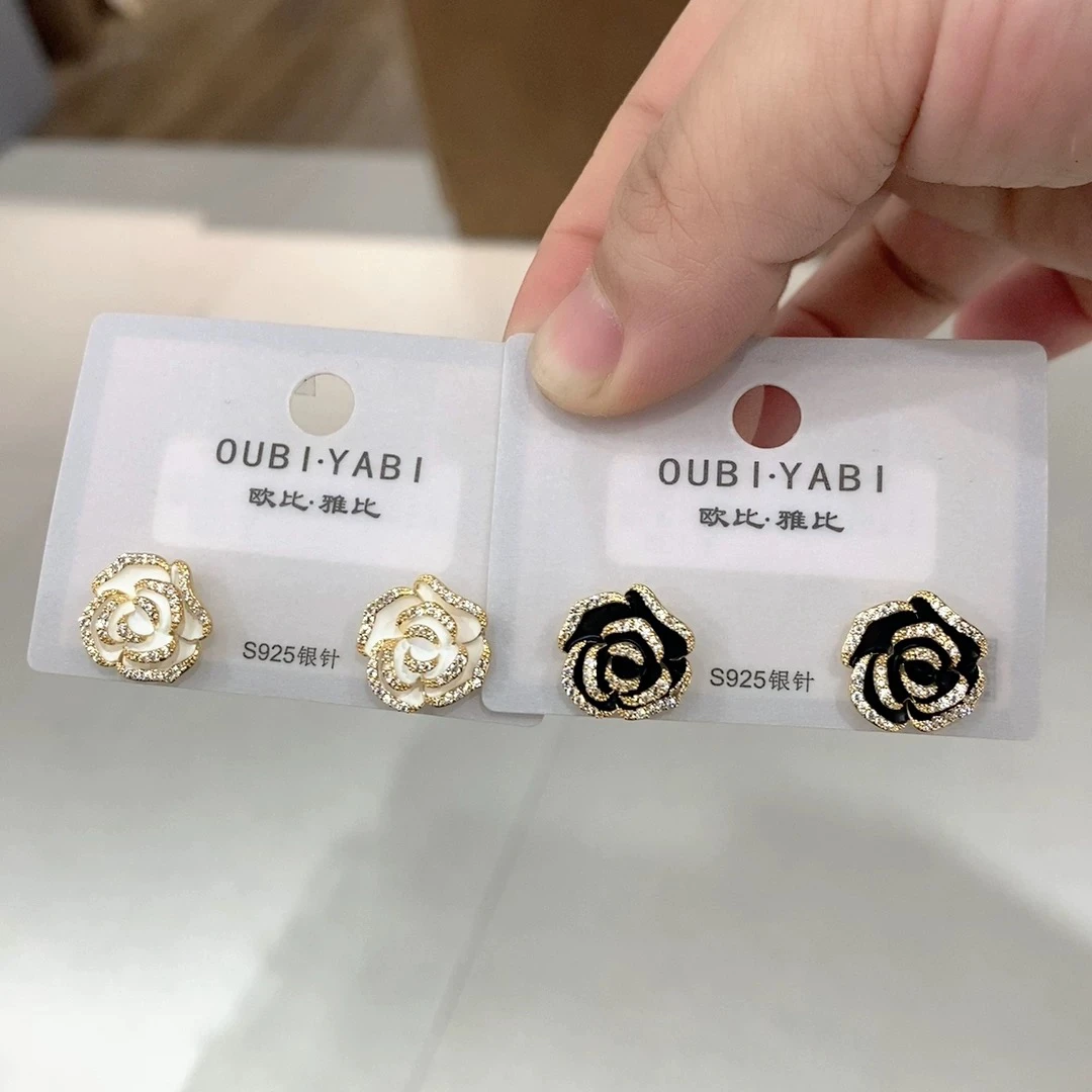 铜合金耳饰 14245 欧比雅比品牌新款s925银针山茶花耳钉