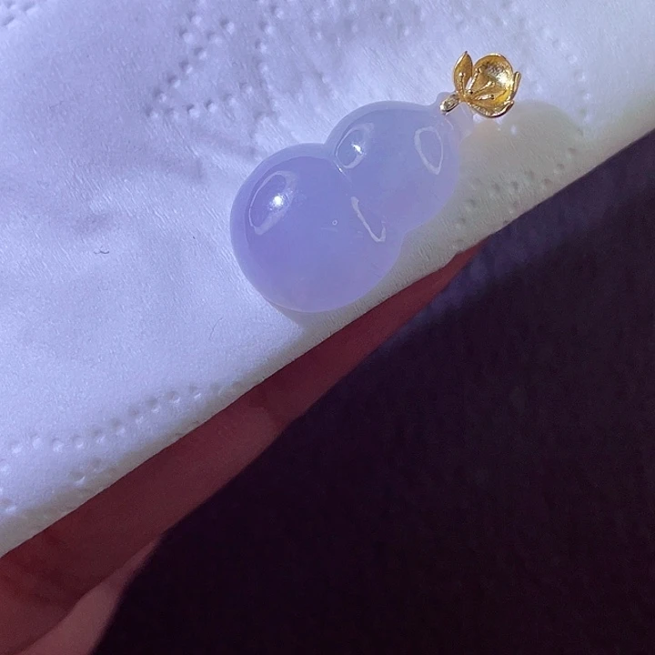 翡翠18K金镶嵌颈饰翡翠