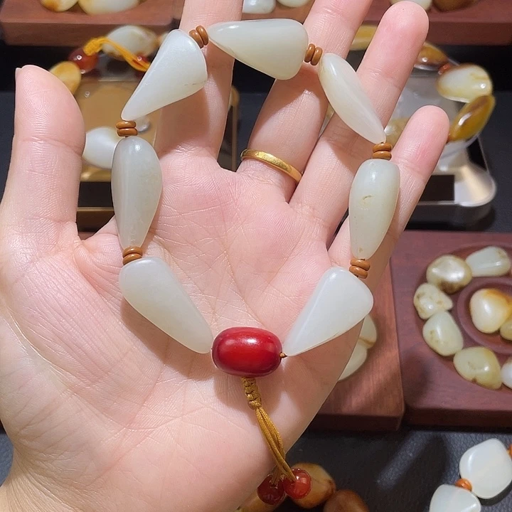 手链未镶嵌和田玉
