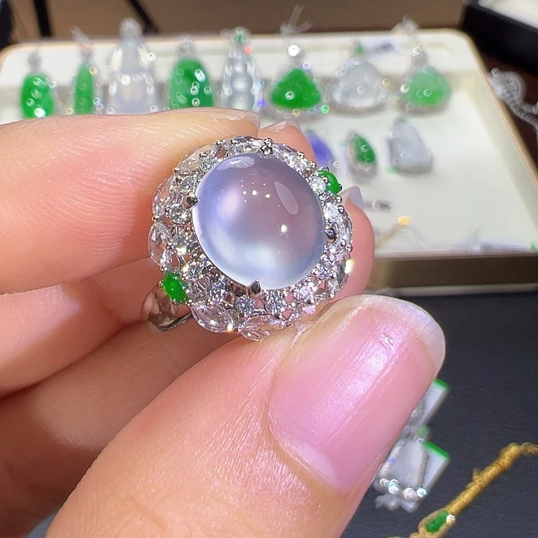 翡翠18K金镶嵌戒指