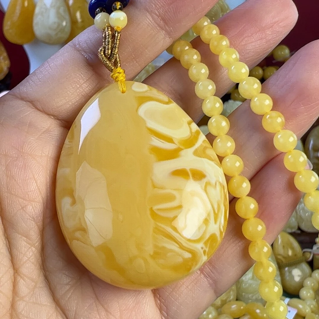 蜜蜡吊坠(赠链)未镶嵌