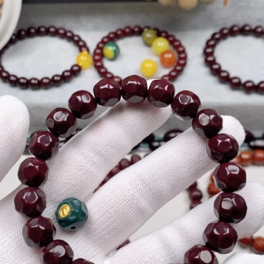 李****4猴头关的一个小镇