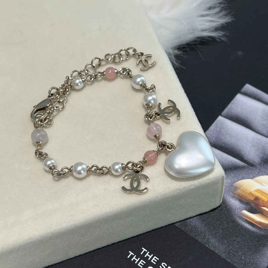 99新 DIOR/迪奥 桃心双C手链