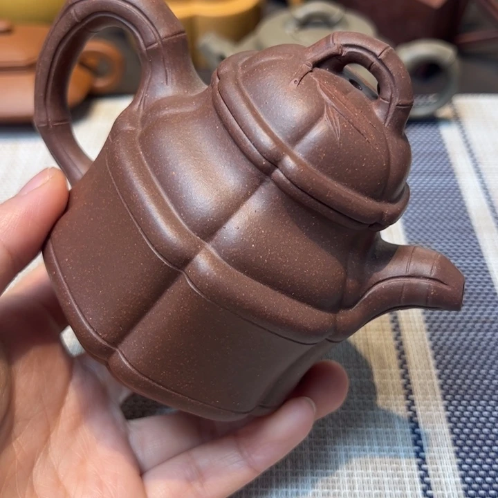 紫砂茶壶竹鼎，紫泥，容量220毫升