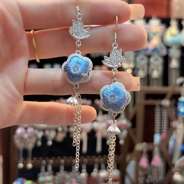 织绣云织谣老绣饰品393