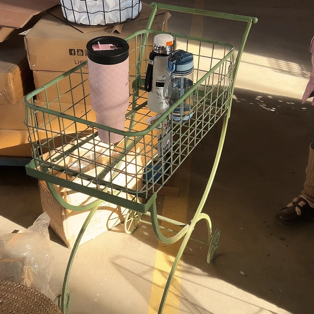 抖音福利小推车绿色