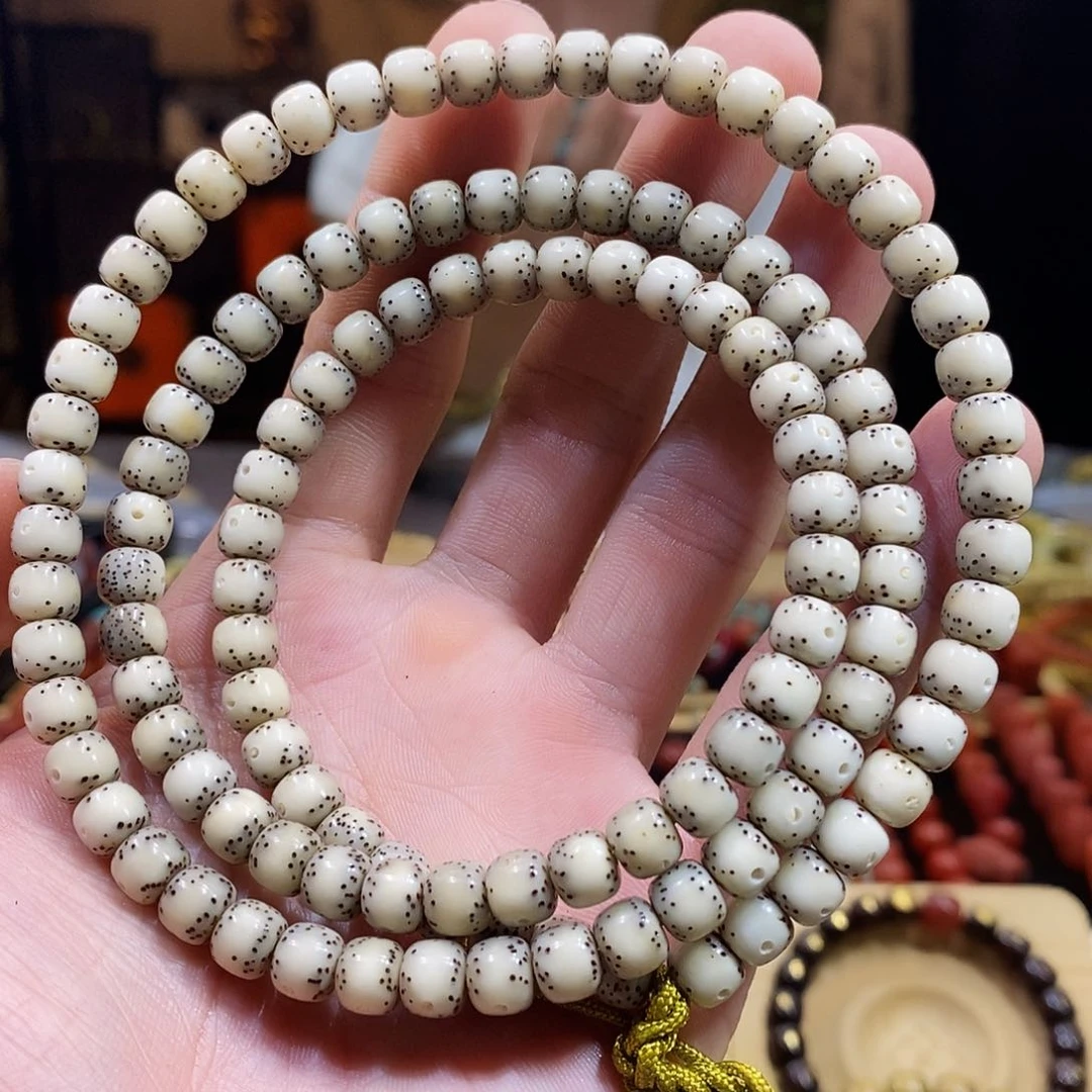 星月菩提吊坠贯穿