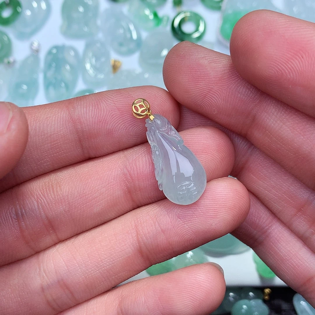 翡翠吊坠(不含链)18K金镶嵌