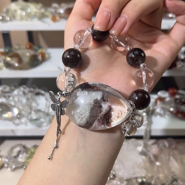 樱***ᜊ合金手链水晶手串