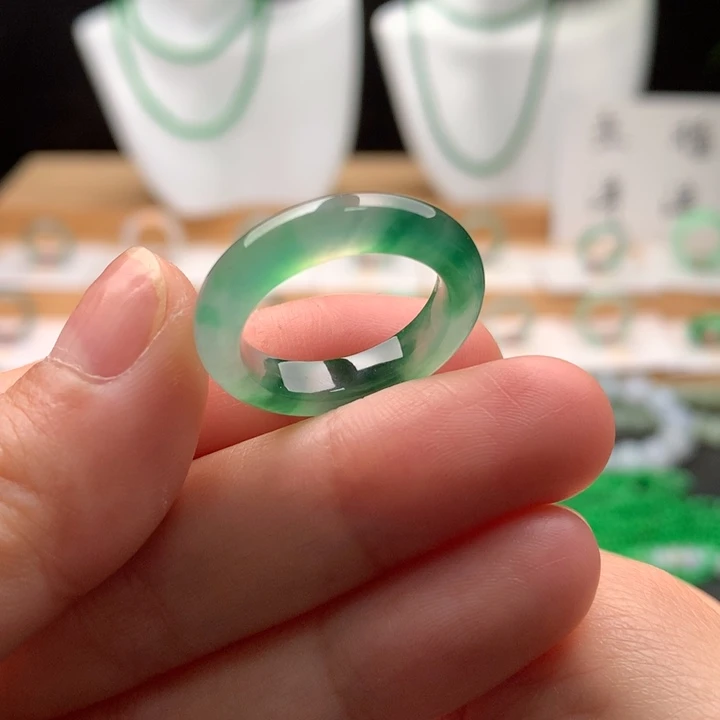 翡翠未镶嵌戒指天然缅甸A货翡翠