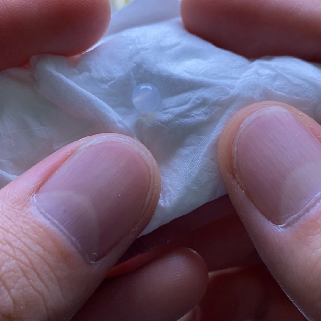 我***冰翡翠未镶嵌挂件定制