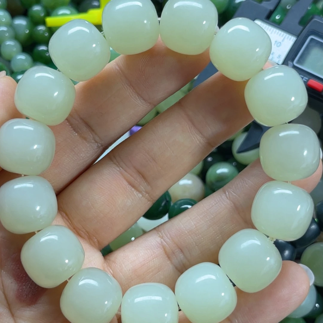 手链未镶嵌和田玉