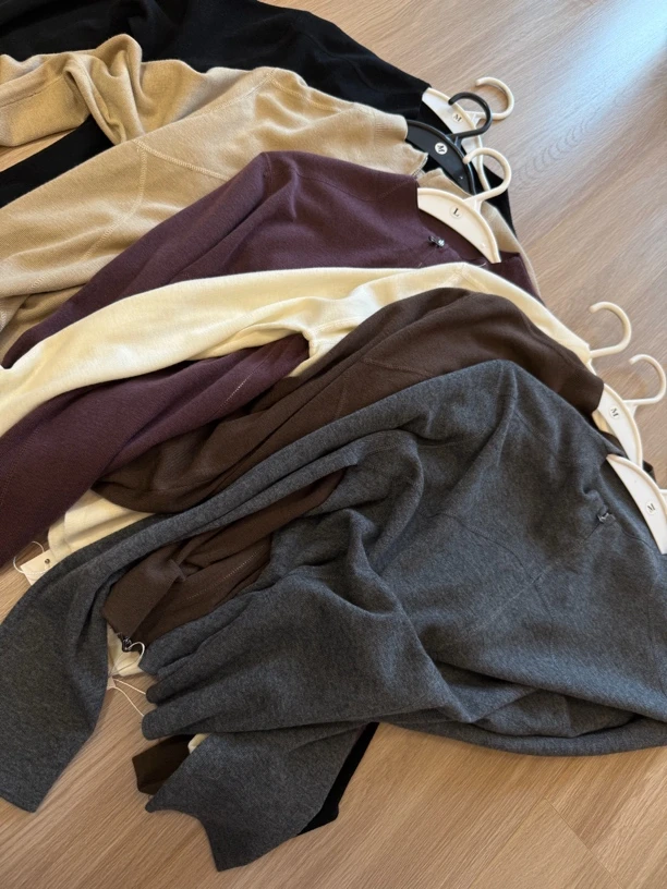 长袖不起球拉链薄款圆领毛针织衫秋冬高智淡人风