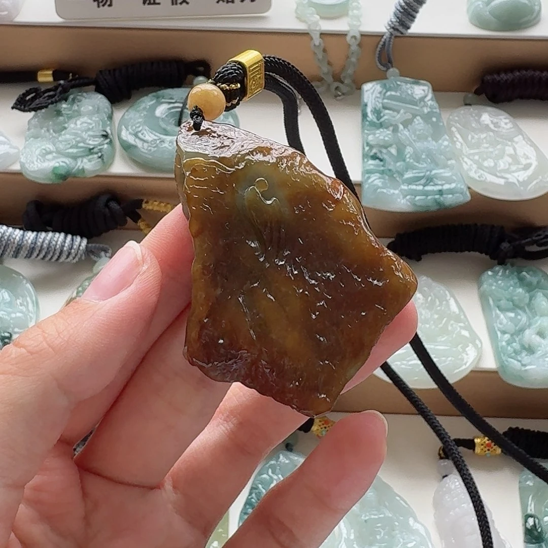 秋***意颈饰未镶嵌翡翠翡翠
