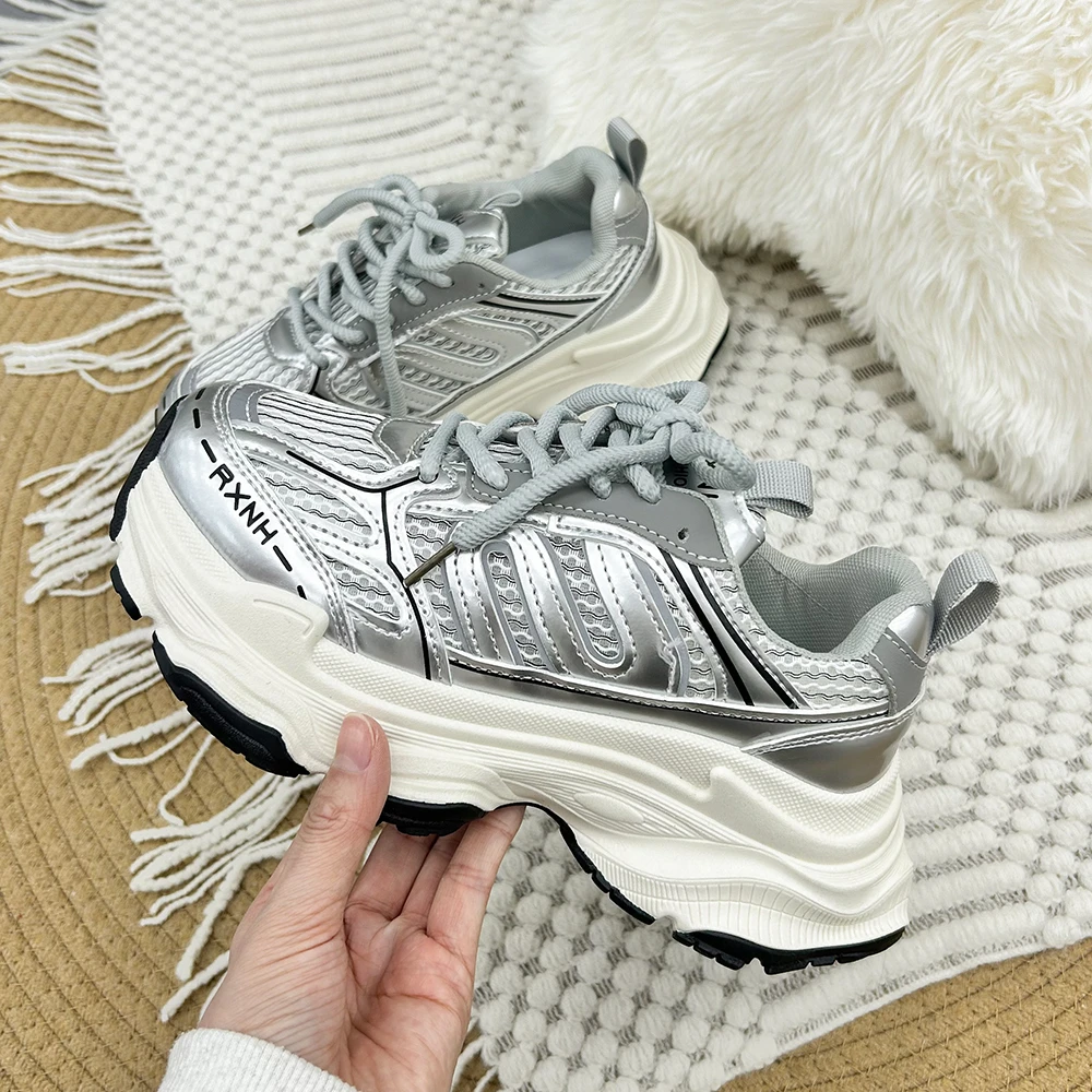 W13 厚底老爹鞋女2025新款百搭透气休闲运动鞋复古学生跑步鞋潮