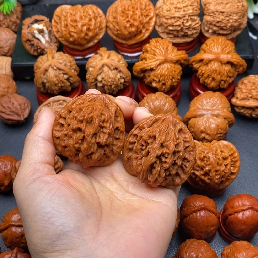 文玩核桃把件43虎头