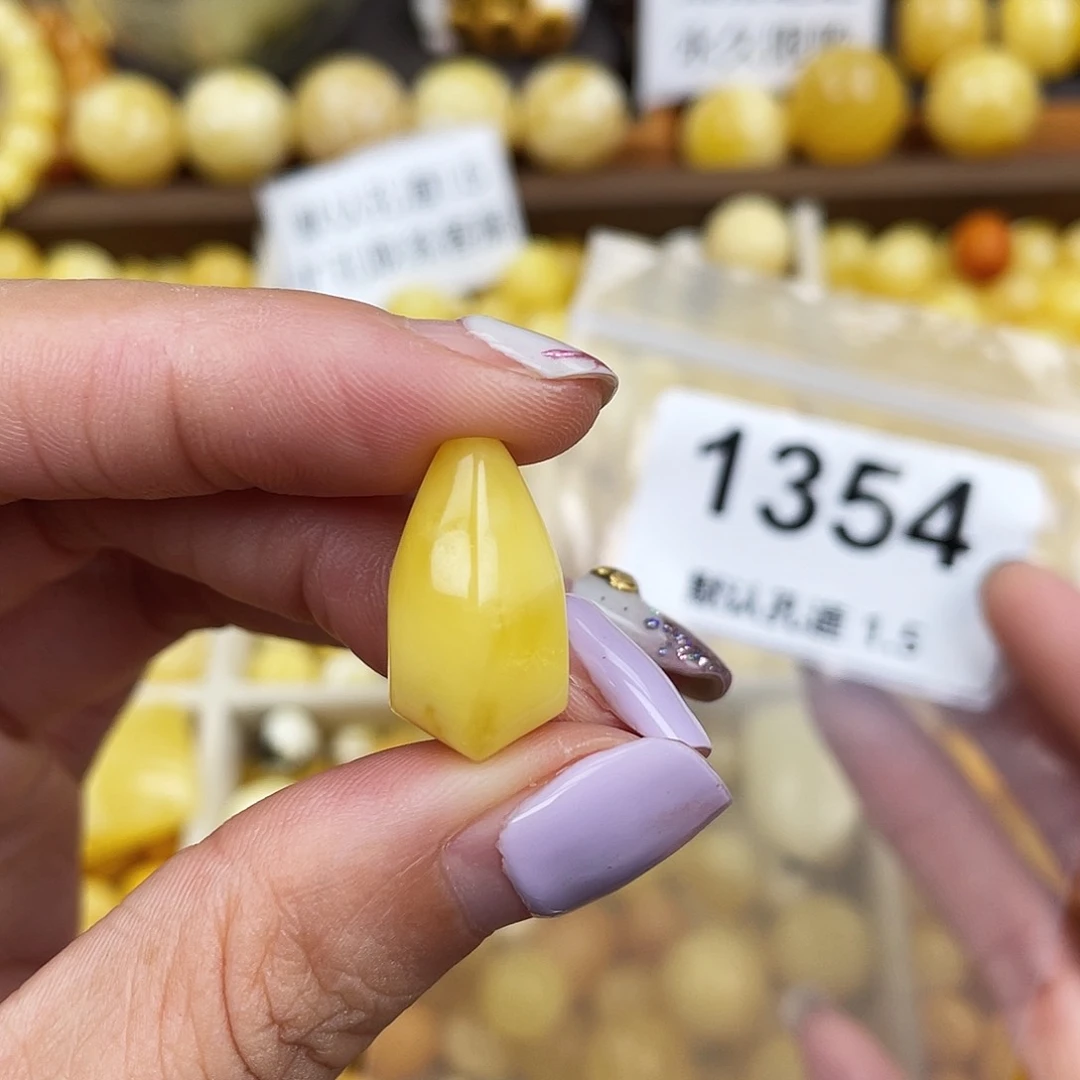 未镶嵌蜜蜡珠宝奇石11.6