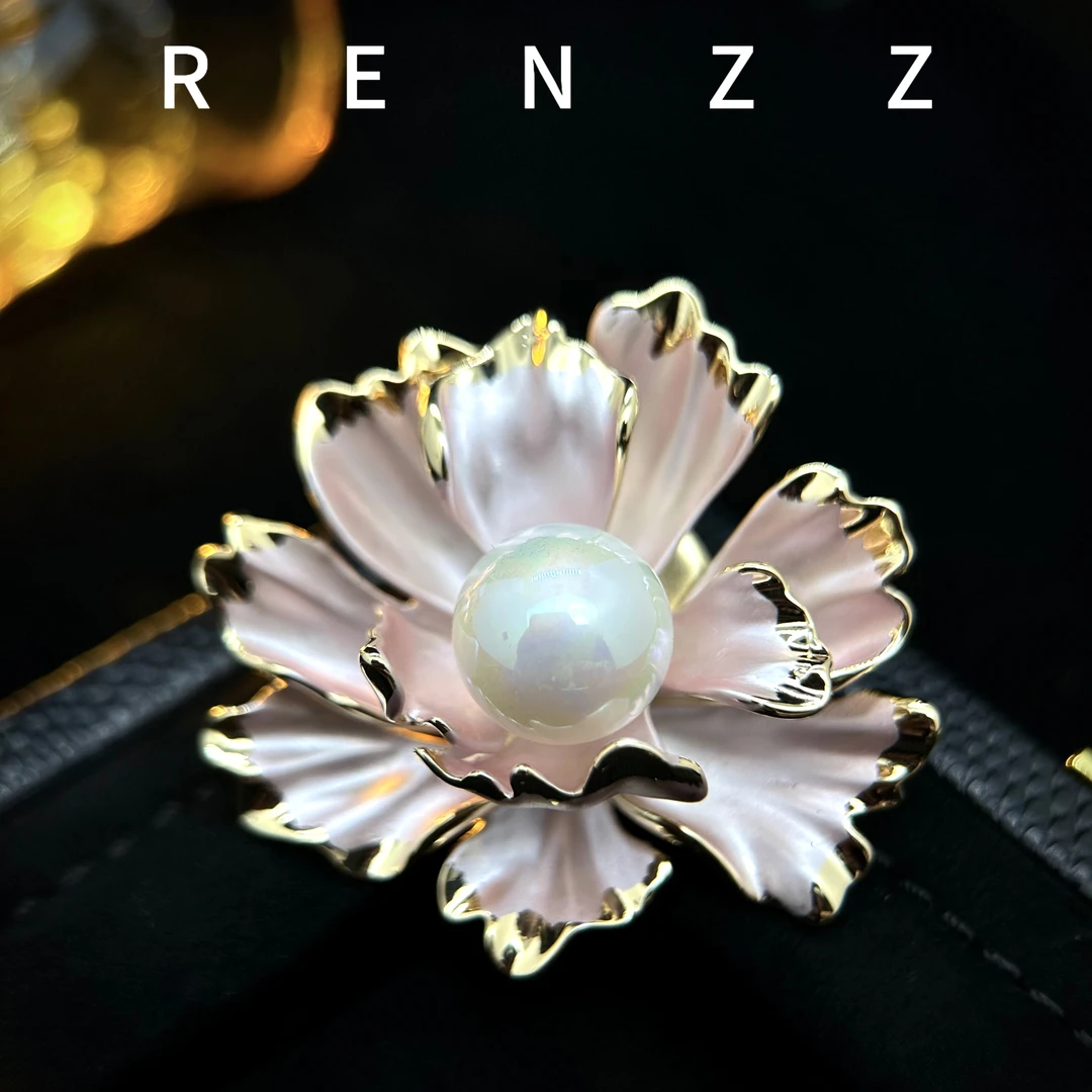 0320粉色海棠花轻奢（大版）磁吸扣胸针