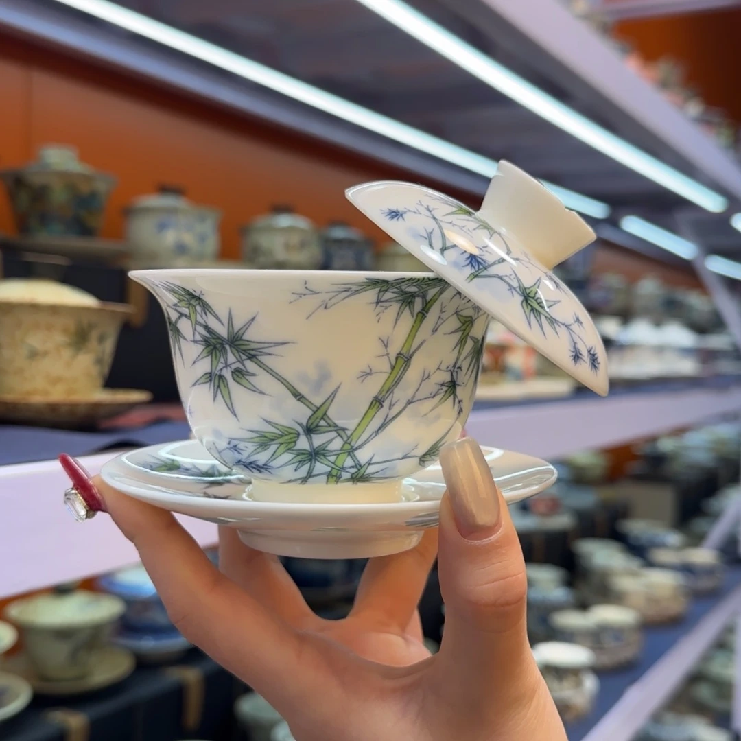 我在外面吃饭呢你在哪了