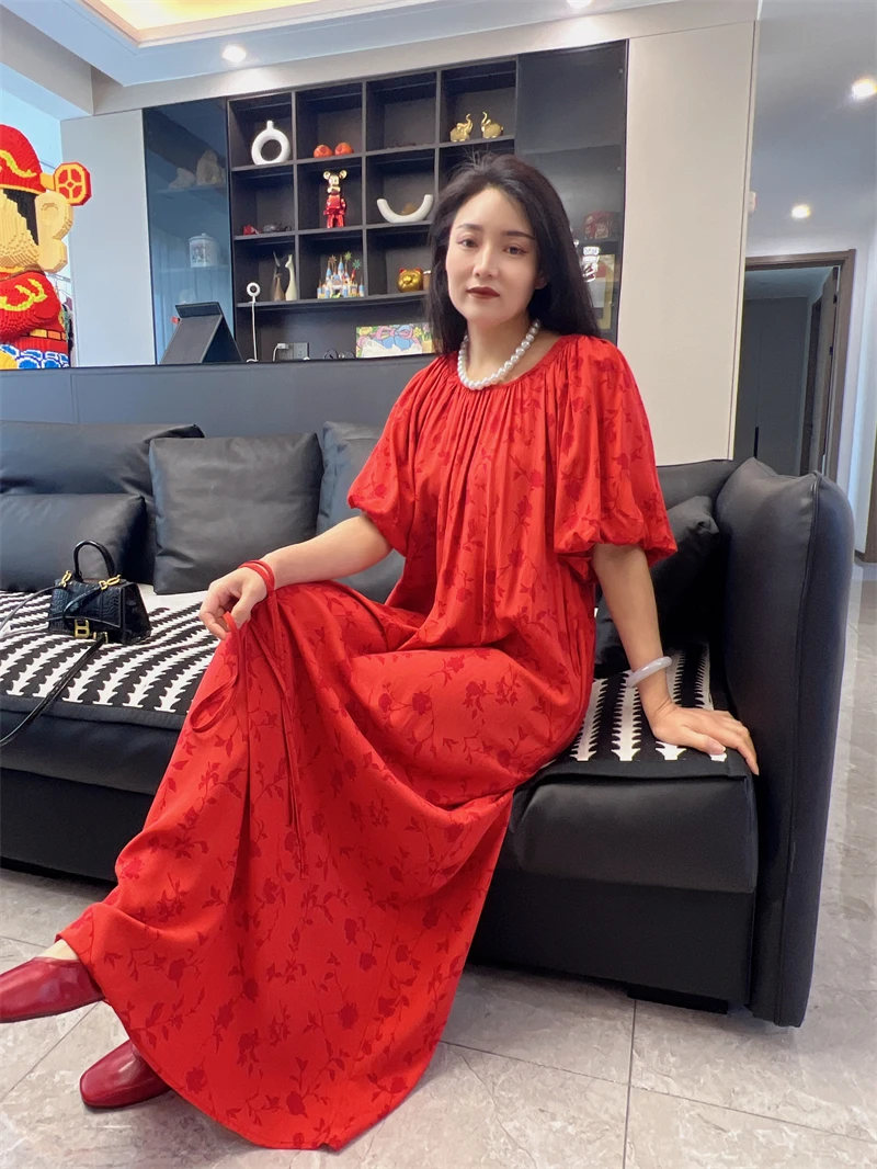 绵绸波点泡泡袖圆领一字肩连衣裙