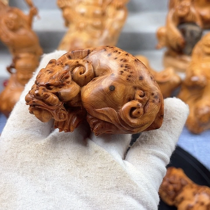 柏木（崖柏）貔貅手把件