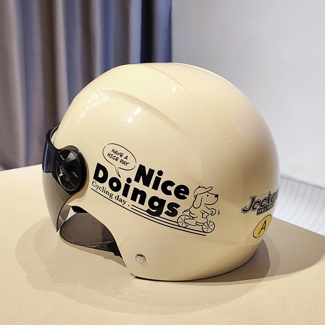 国标3C认证四季男女统半盔简约时髦好物头盔装备遮阳女款安全帽