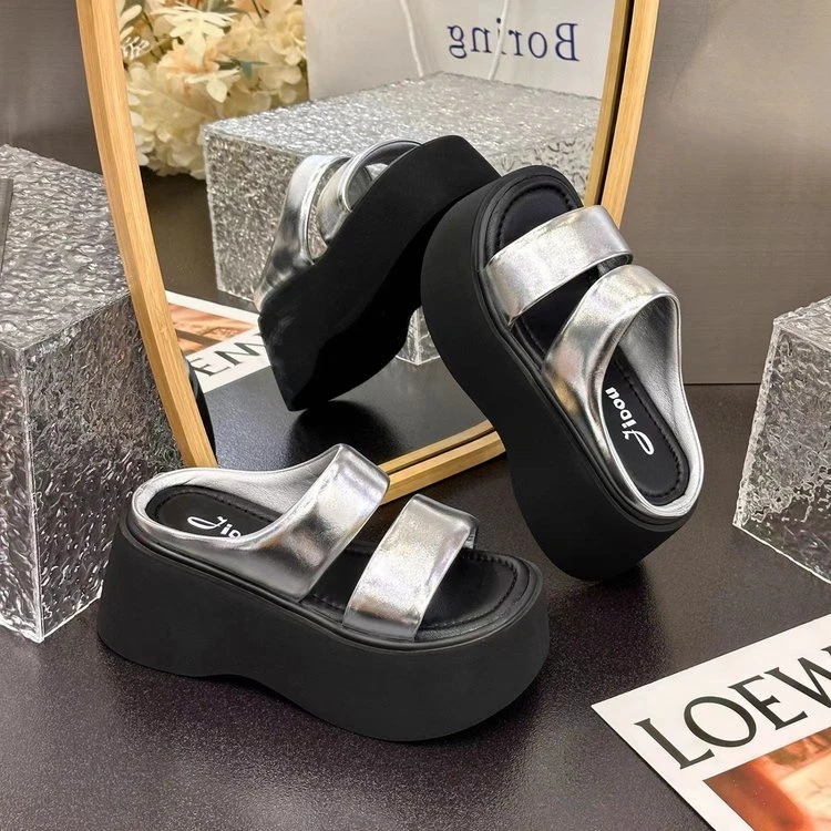 高跟松糕夏季凉鞋女2025露趾新款凉拖鞋轻便一字带增高韩版拖百搭